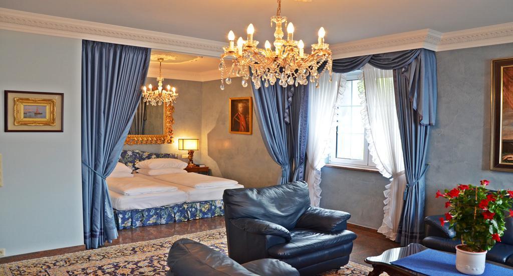 Seehotel Porcia Portschach am Woerthersee Ngoại thất bức ảnh