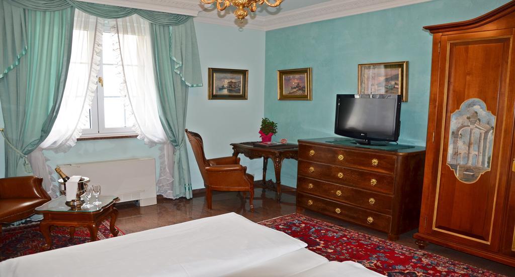 Seehotel Porcia Portschach am Woerthersee Ngoại thất bức ảnh