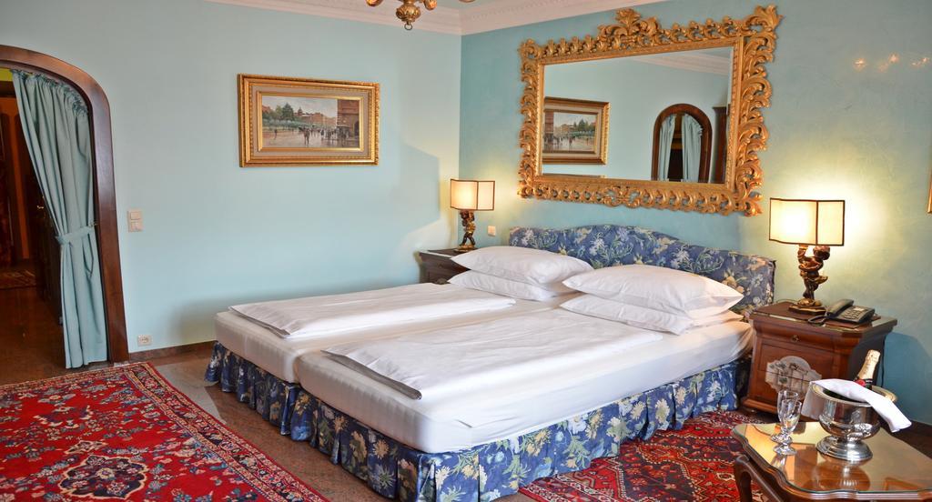 Seehotel Porcia Portschach am Woerthersee Ngoại thất bức ảnh