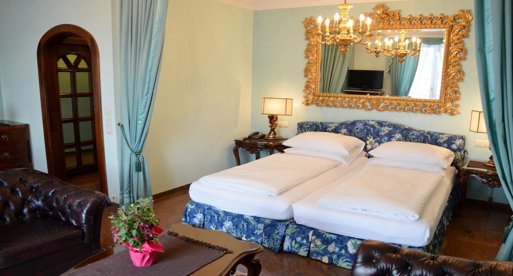 Seehotel Porcia Portschach am Woerthersee Ngoại thất bức ảnh